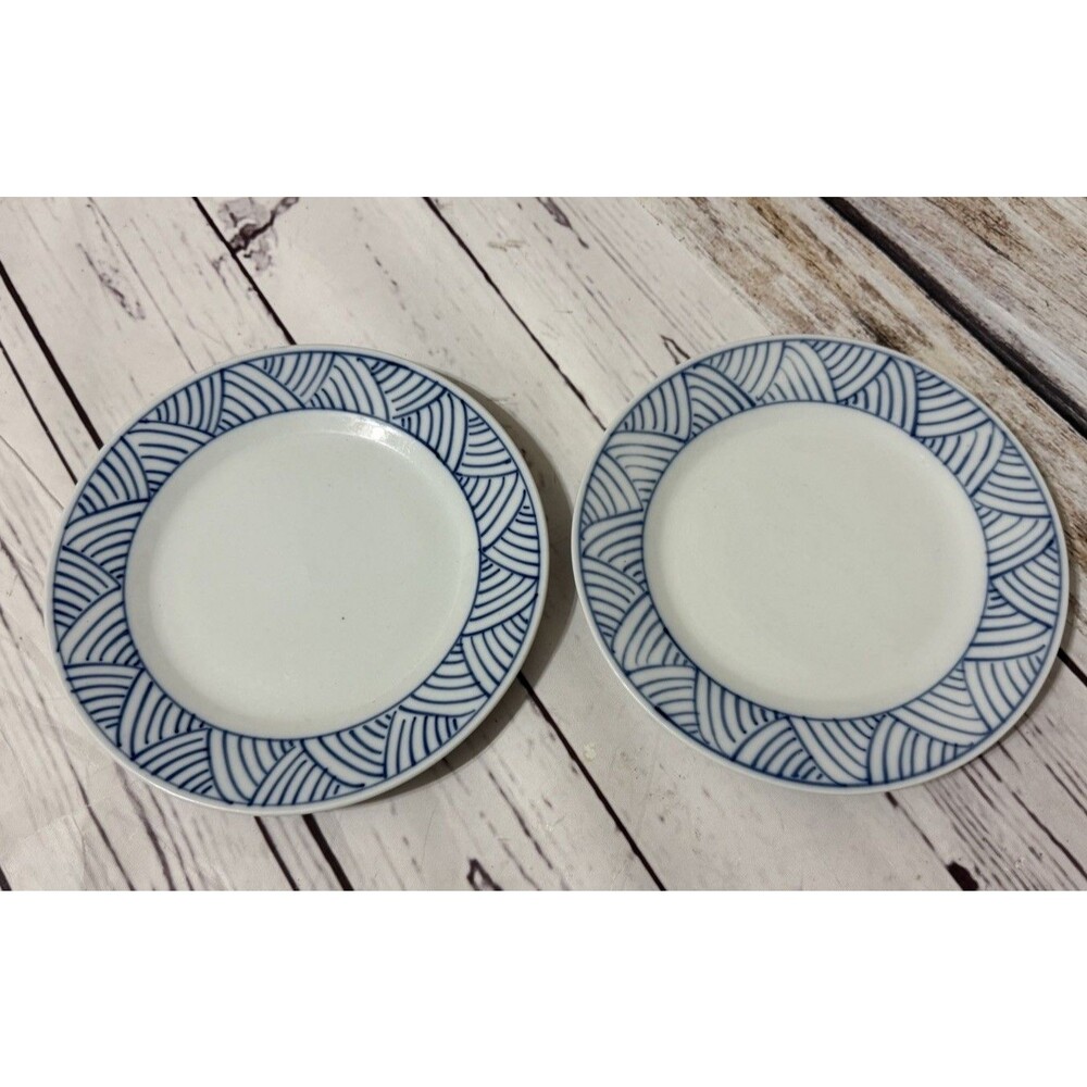 SET OF 2 VTG BLUE LINES PORCELAIN SUNFLOWER 8” Plates CHINA
